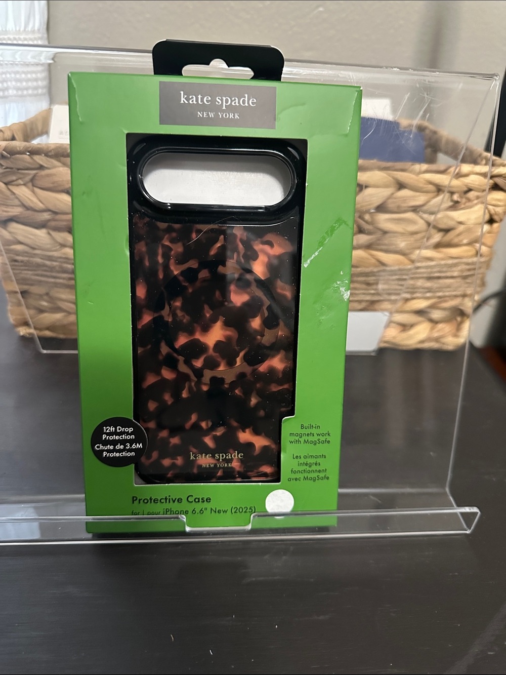 kate spade tortoiseshell pattern phone case in brown and black iPhone 6.6”